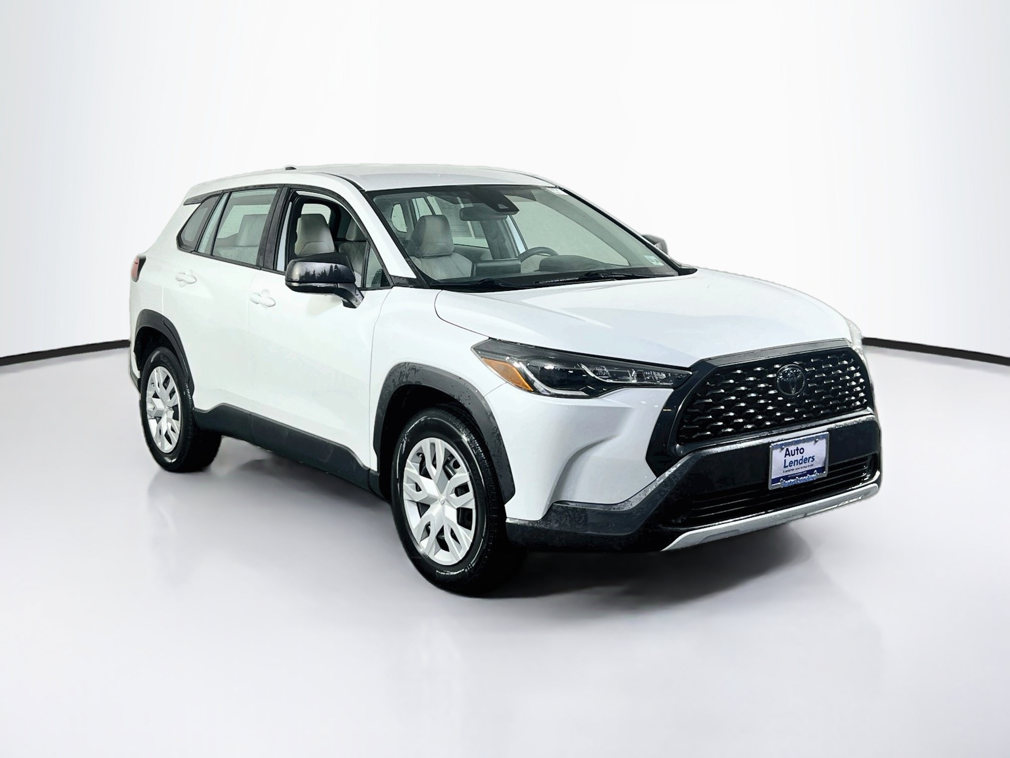 Used 2022 Toyota Corolla Cross L AWD/4WD image 3