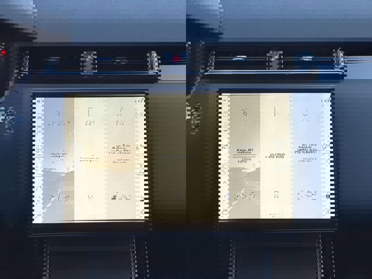 Certified 2025 Land Rover Range Rover Velar Dynamic SE image 27