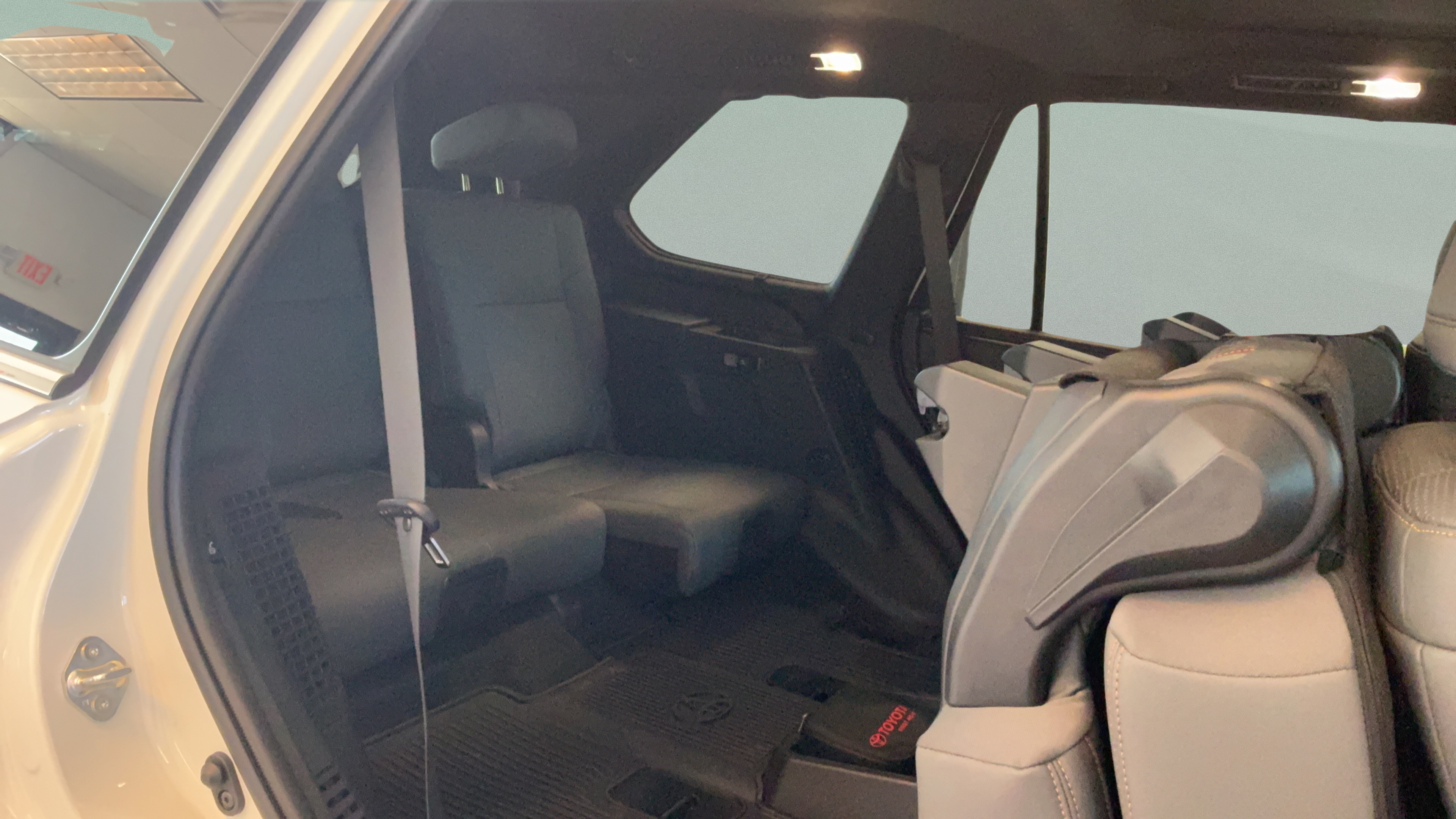 Certified 2026 Toyota Sequoia Capstone AWD/4WD image 35