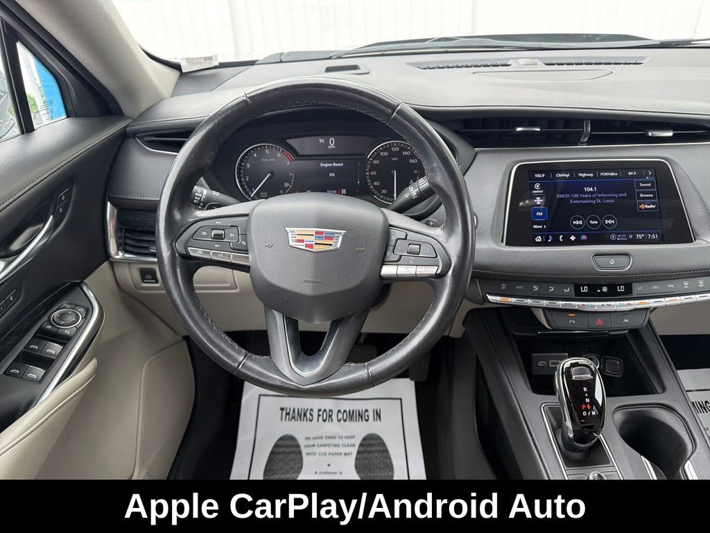 Used 2023 Cadillac XT4 Premium Luxury AWD/4WD image 16
