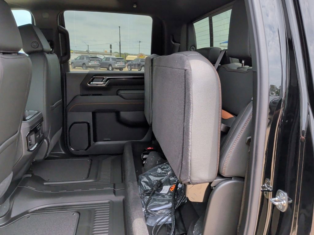 New 2026 GMC Sierra 2500 AT4 w/ AT4 Premium Plus Package AWD/4WD image 37
