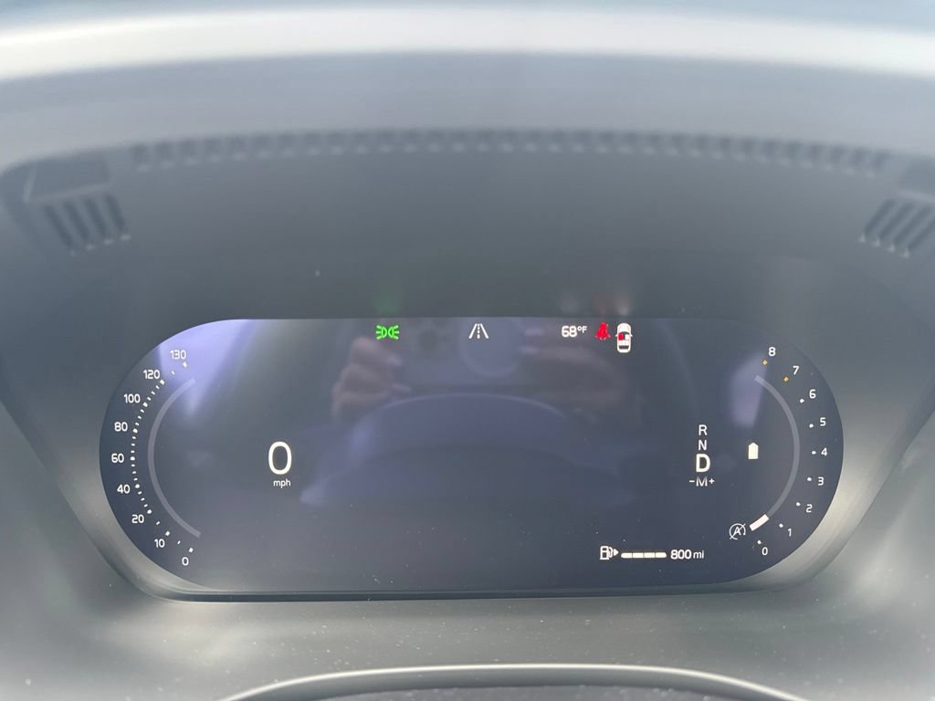 New 2026 Volvo XC60 B5 Plus w/ Protection Package Premier AWD/4WD image 27