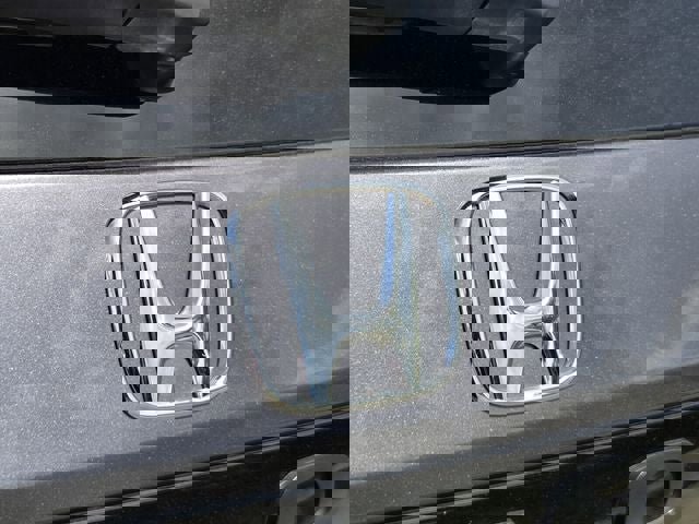 Used 2025 Honda Pilot EX-L image 35