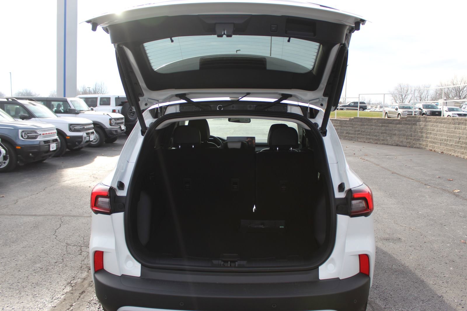 New 2026 Ford Escape Platinum image 17