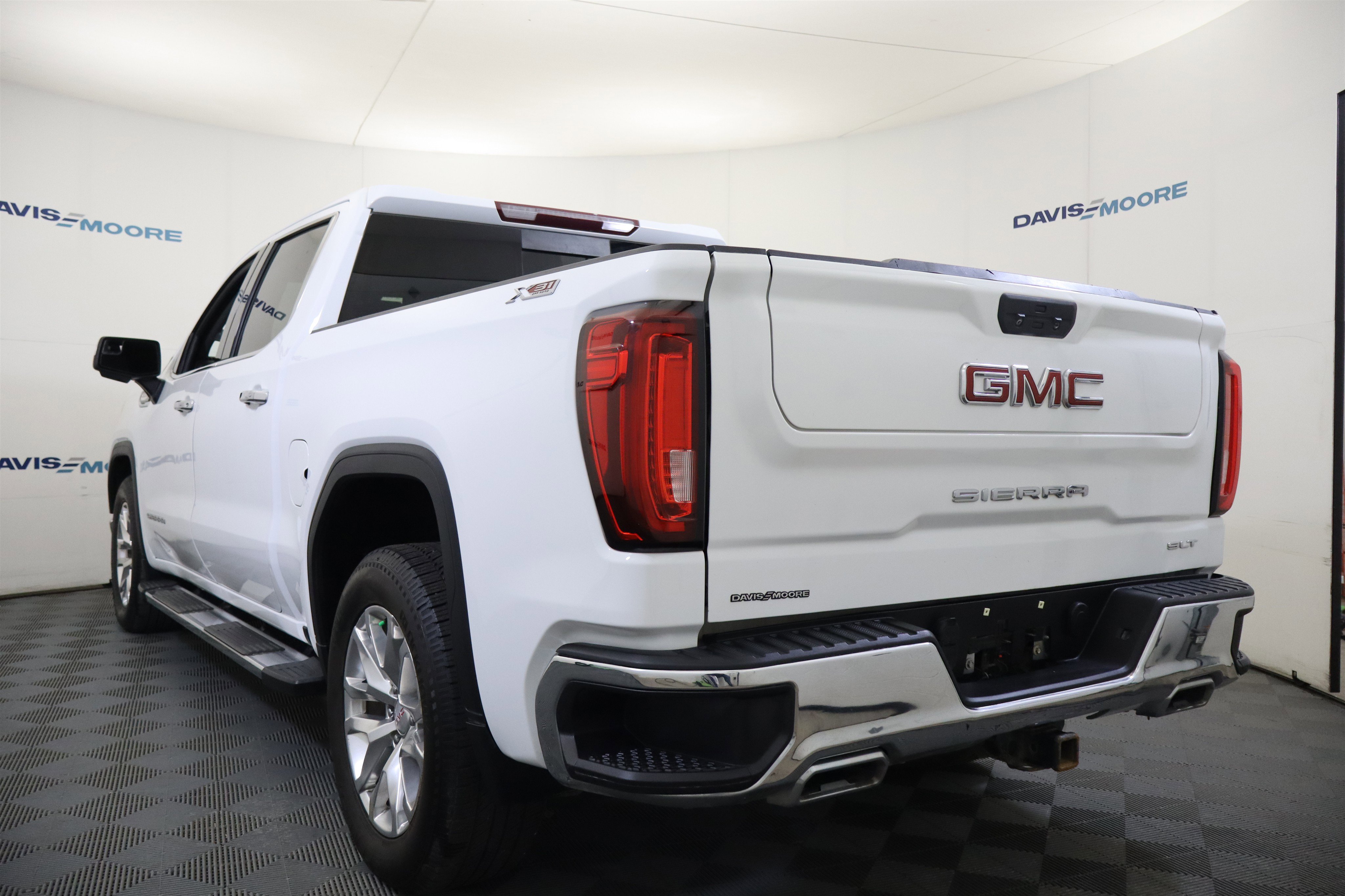 Used 2021 GMC Sierra 1500 SLT image 44