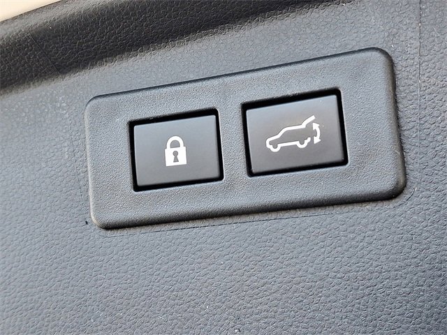 Used 2022 Subaru Outback Premium image 29