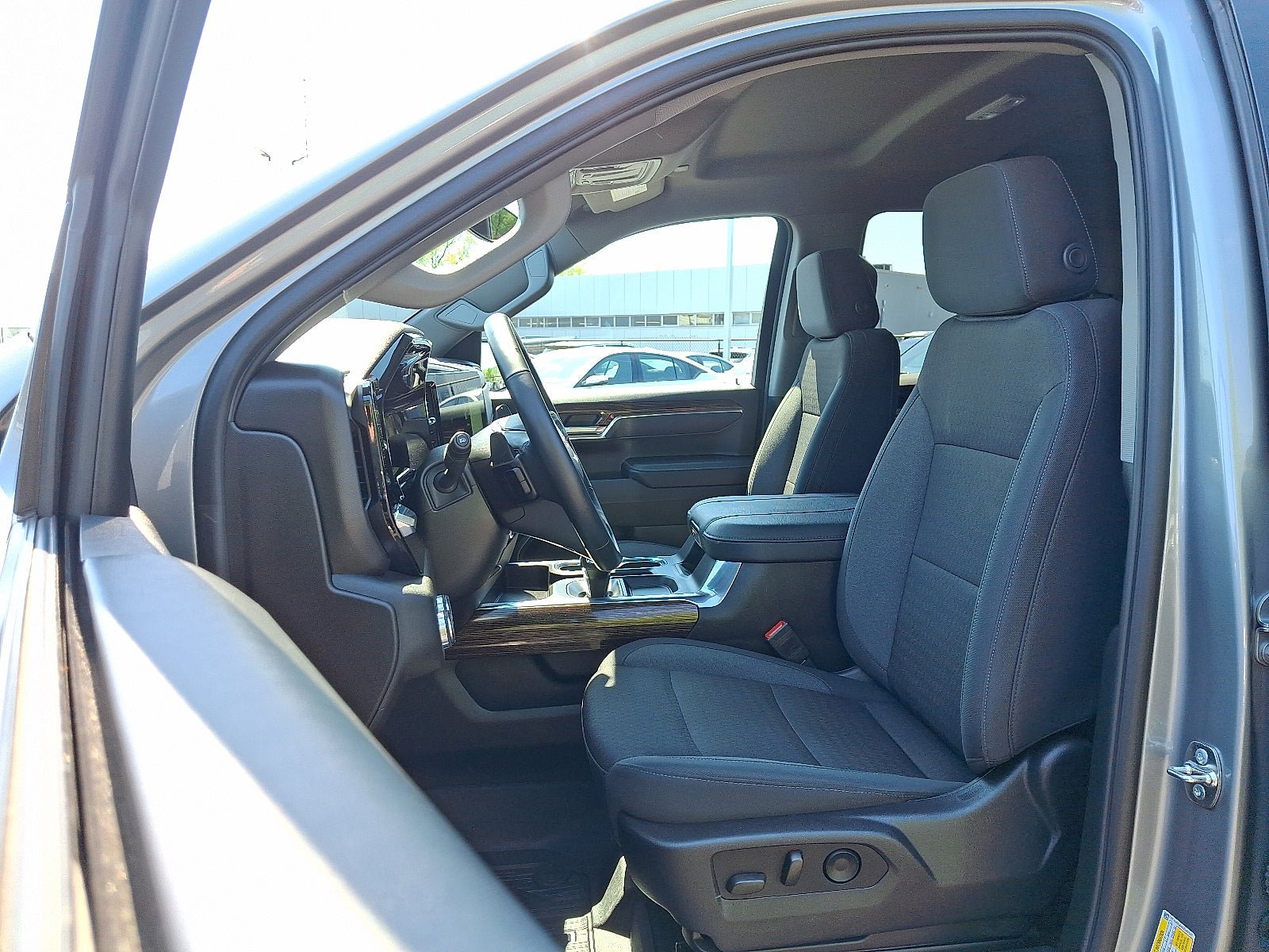 Used 2025 GMC Sierra 1500 Elevation AWD/4WD image 14