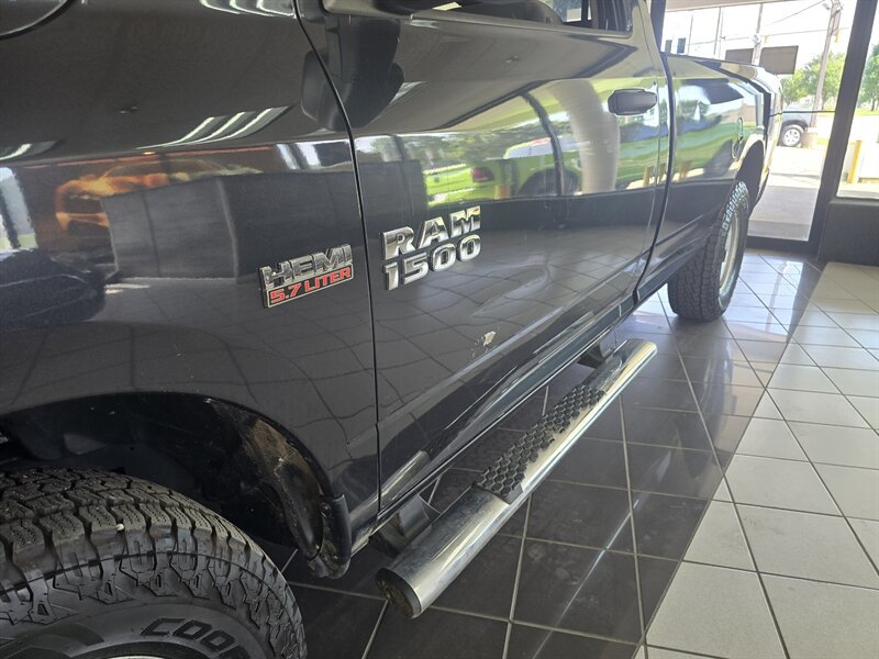 Used 2015 RAM 1500 Tradesman w/ Popular Equipment Group AWD/4WD image 13
