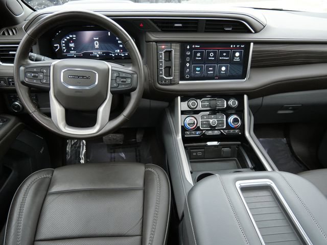 Used 2023 GMC Yukon XL Denali AWD/4WD image 19
