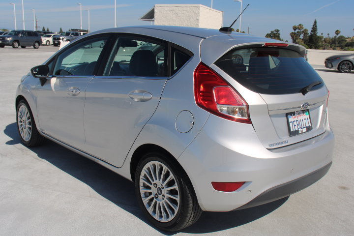 Used 2014 Ford Fiesta Titanium FWD image 5