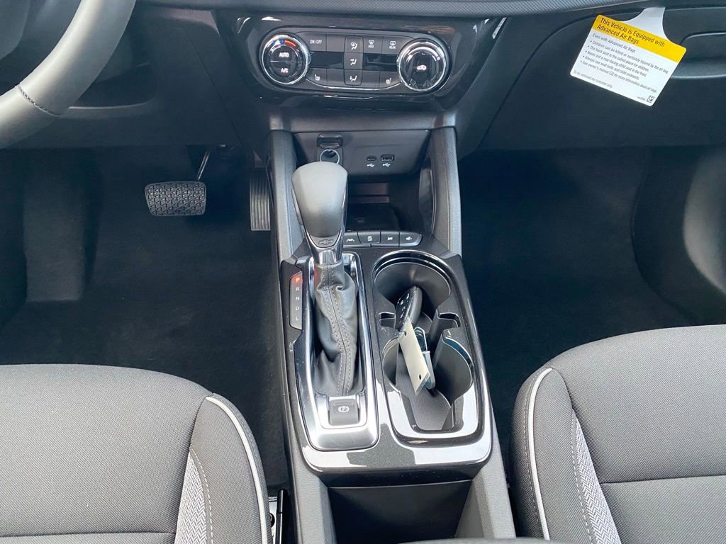 New 2026 Chevrolet TrailBlazer LT w/ Convenience Package FWD image 15