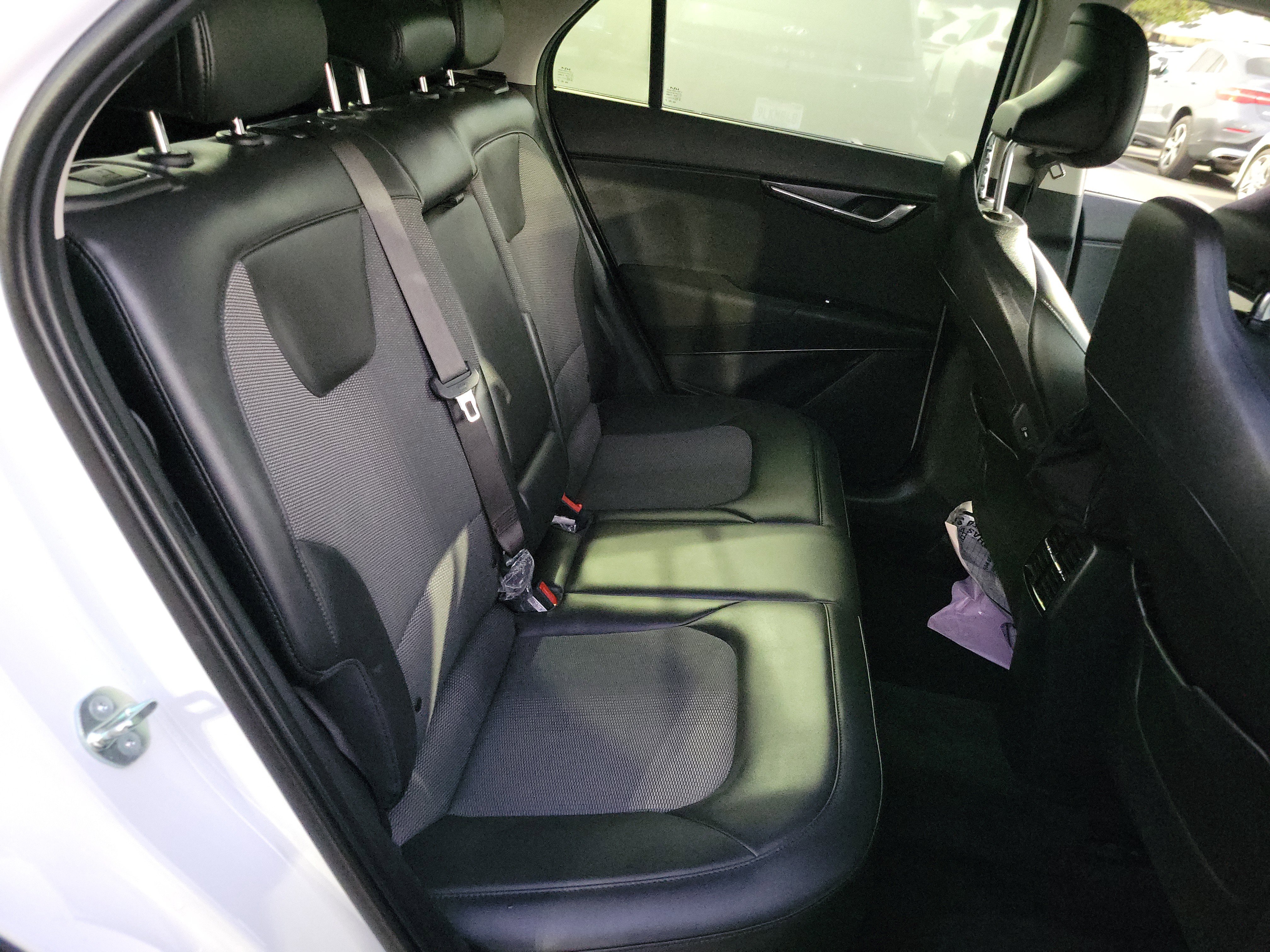 Used 2023 Kia Niro EX image 21