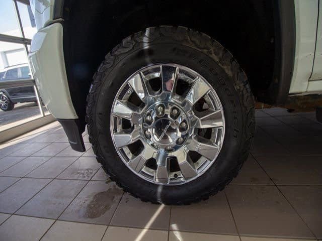 Used 2017 GMC Sierra 2500 Denali w/ Duramax Plus Package image 31