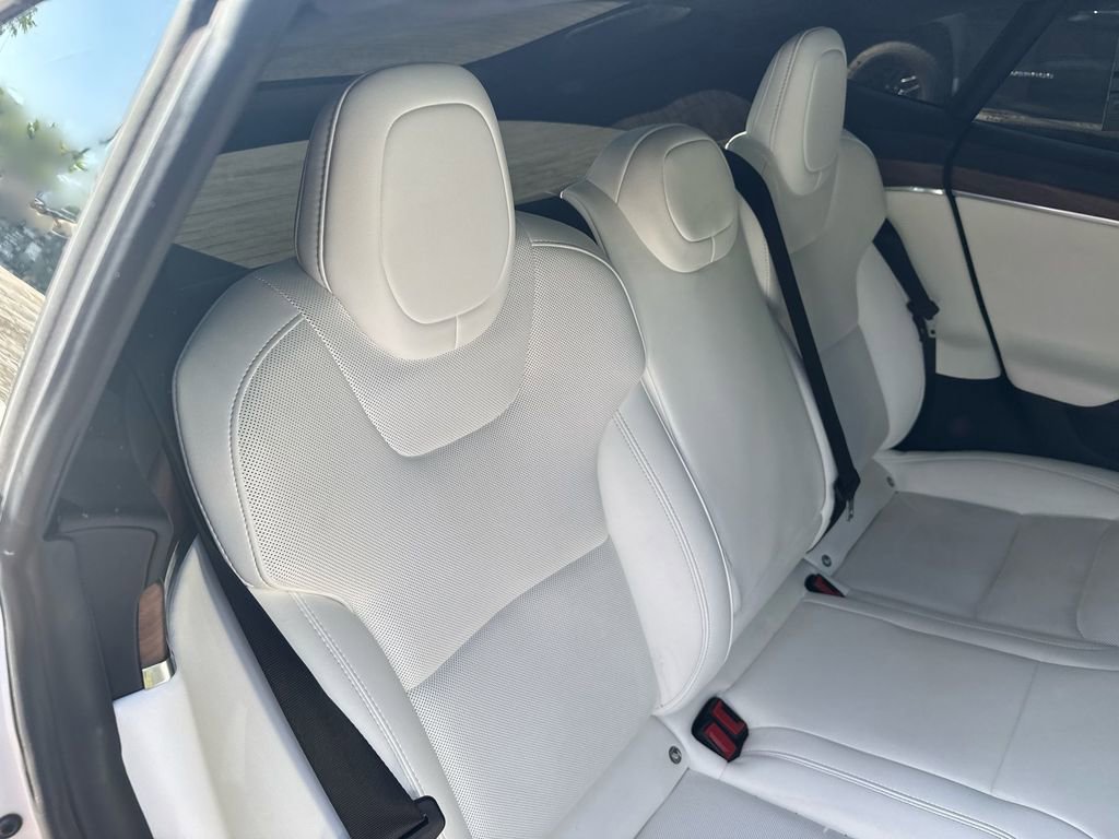 Used 2023 Tesla Model S AWD/4WD image 29