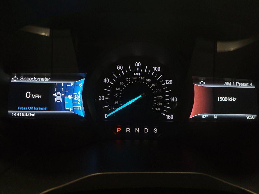 Used 2016 Ford Edge Titanium w/ Equipment Group 302A AWD/4WD image 23