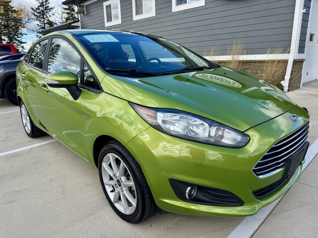 Used 2018 Ford Fiesta SE w/ Equipment Group 201A image 2