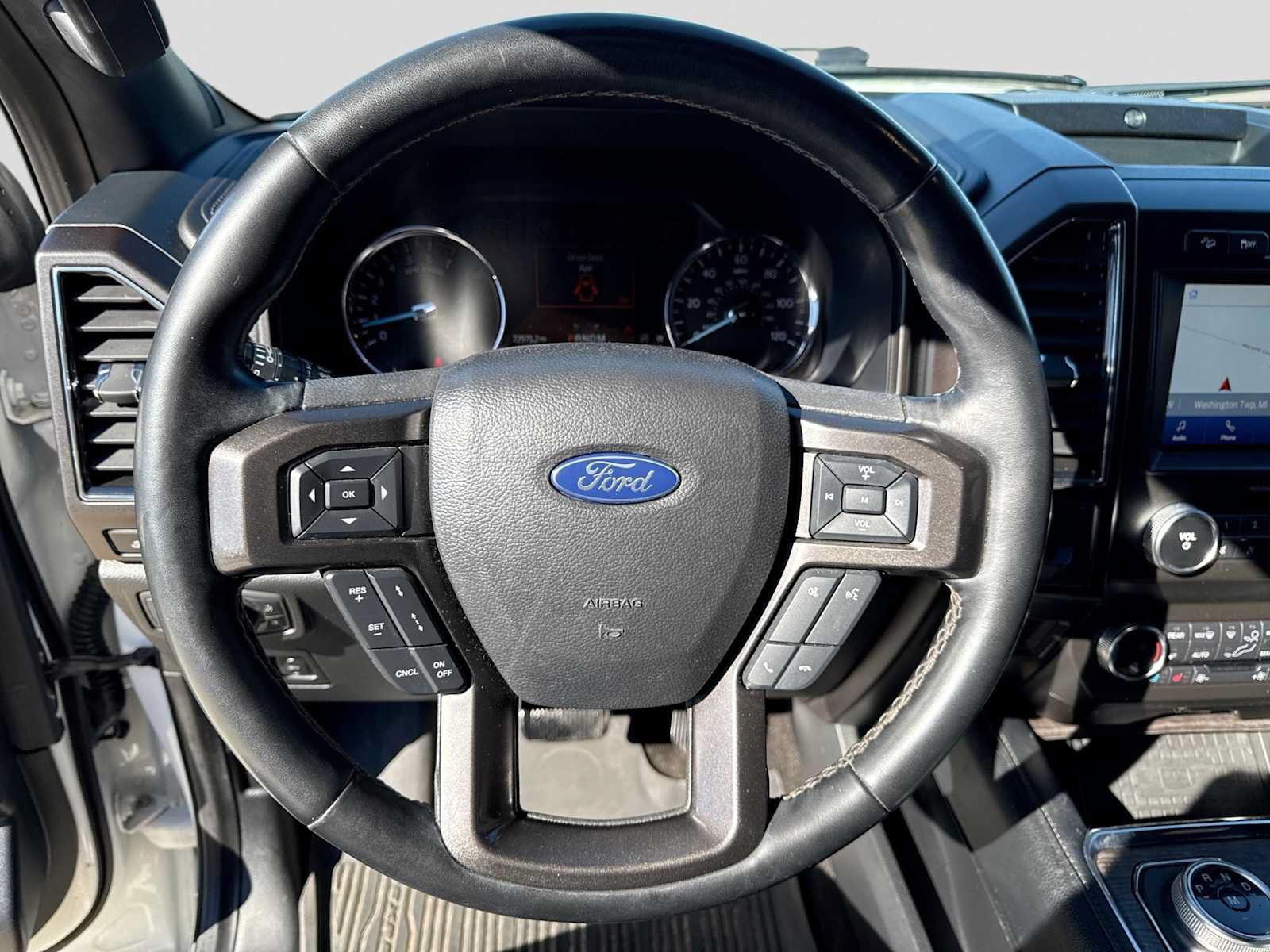 Used 2021 Ford Expedition Max Limited AWD/4WD image 23