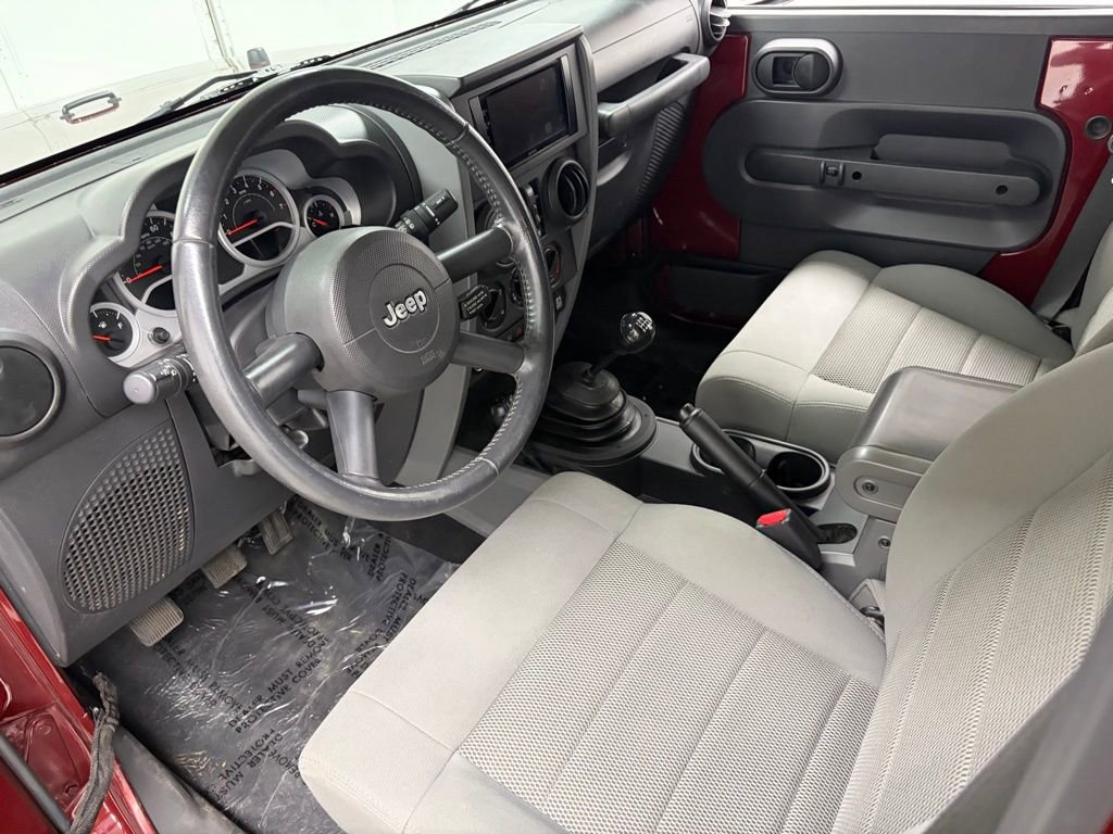 Used 2008 Jeep Wrangler Unlimited Rubicon w/ PWR Convenience Group AWD/4WD image 13