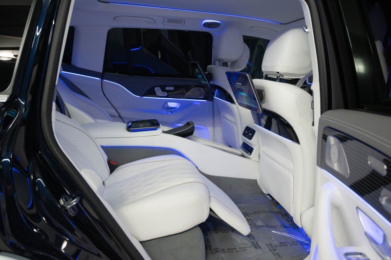 New 2026 Mercedes-Benz Maybach GLS 600 4MATIC image 21