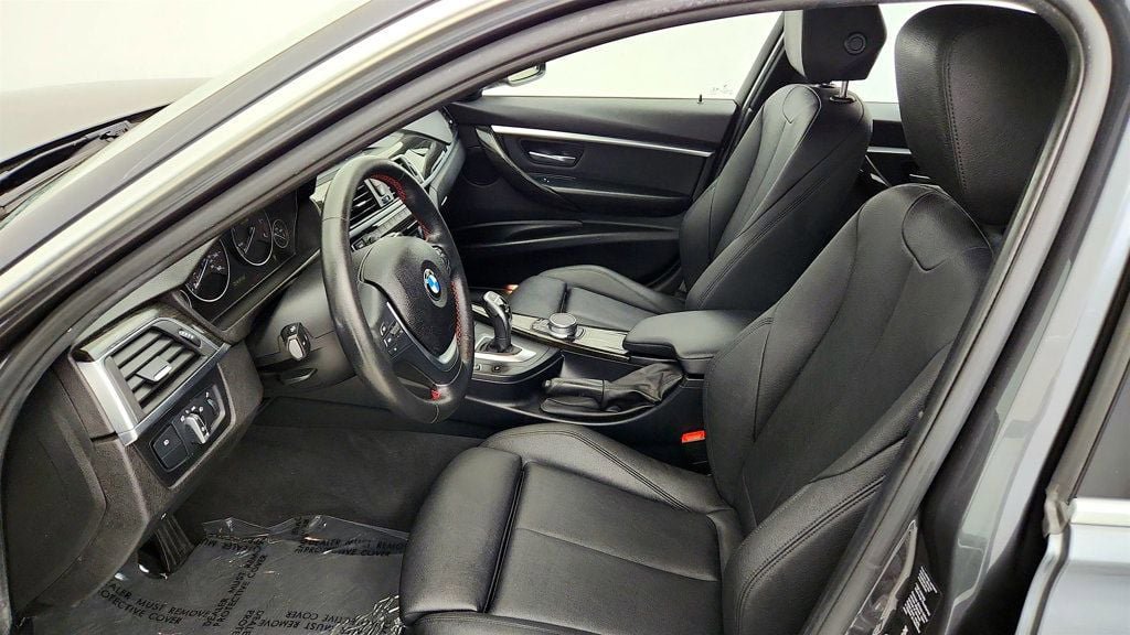 Used 2018 BMW 328d xDrive Wagon AWD/4WD image 21