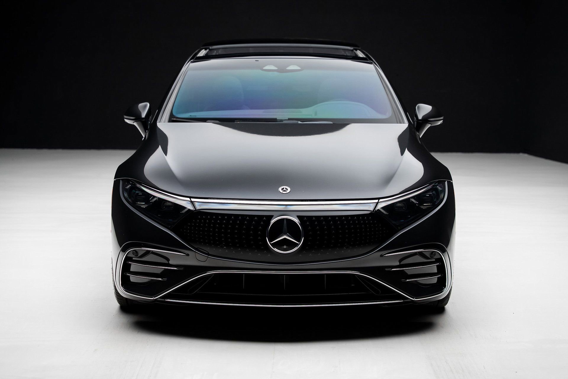 Used 2023 Mercedes-Benz EQS 580 4MATIC Sedan image 6