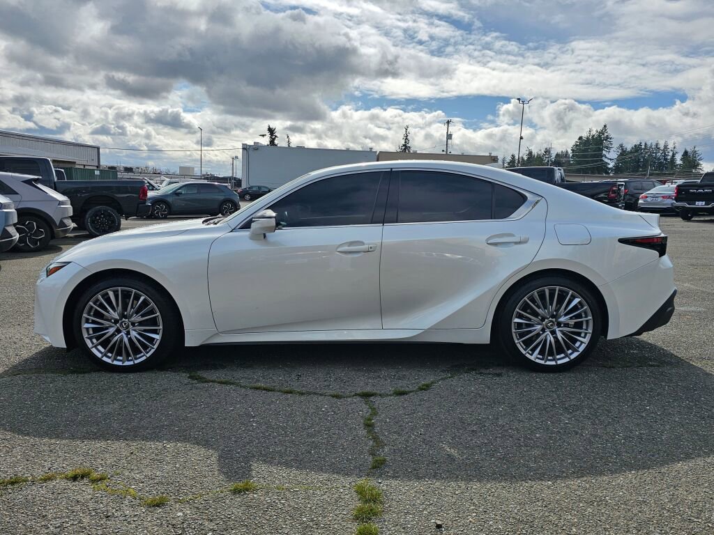 Used 2023 Lexus IS 300 Base w/ Premium Package image 5