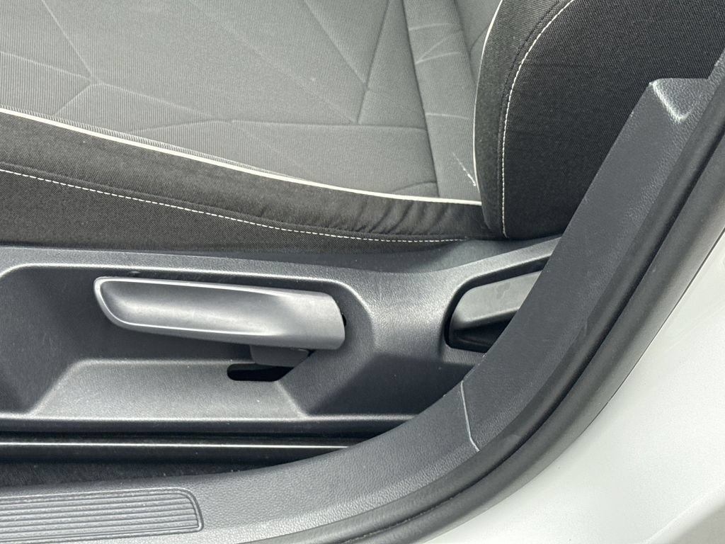 Used 2025 Volkswagen Jetta Sport FWD image 14