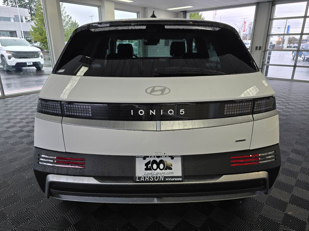 New 2026 Hyundai Ioniq 5 SEL image 5