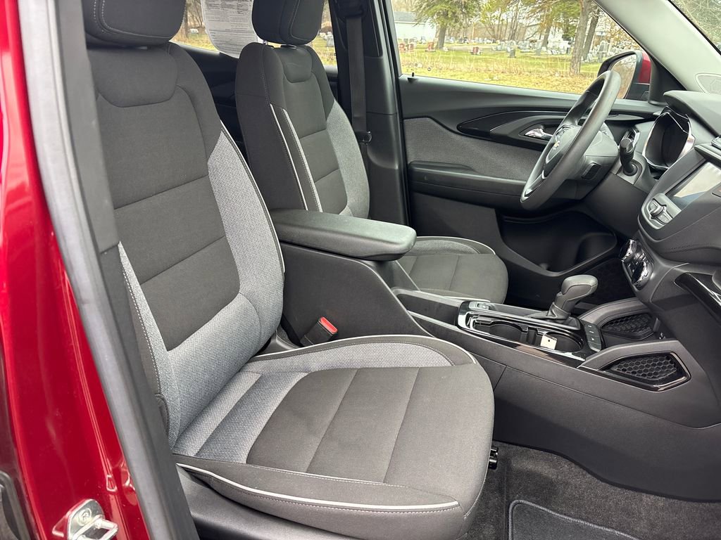 Used 2023 Chevrolet TrailBlazer LT image 26