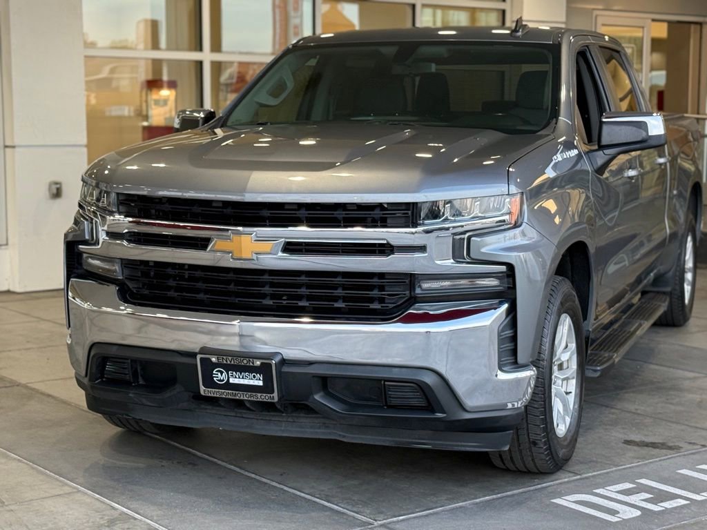Used 2019 Chevrolet Silverado 1500 LT w/ Convenience Package image 3