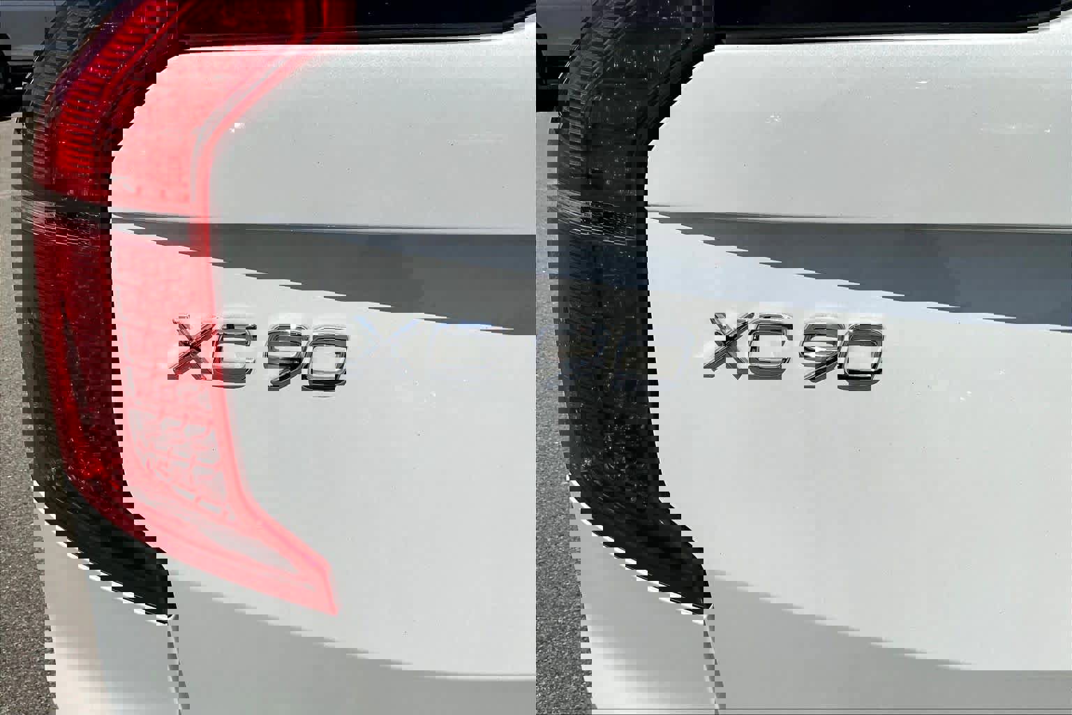 Used 2024 Volvo XC90 B6 Plus w/ Protection Package Premier image 33