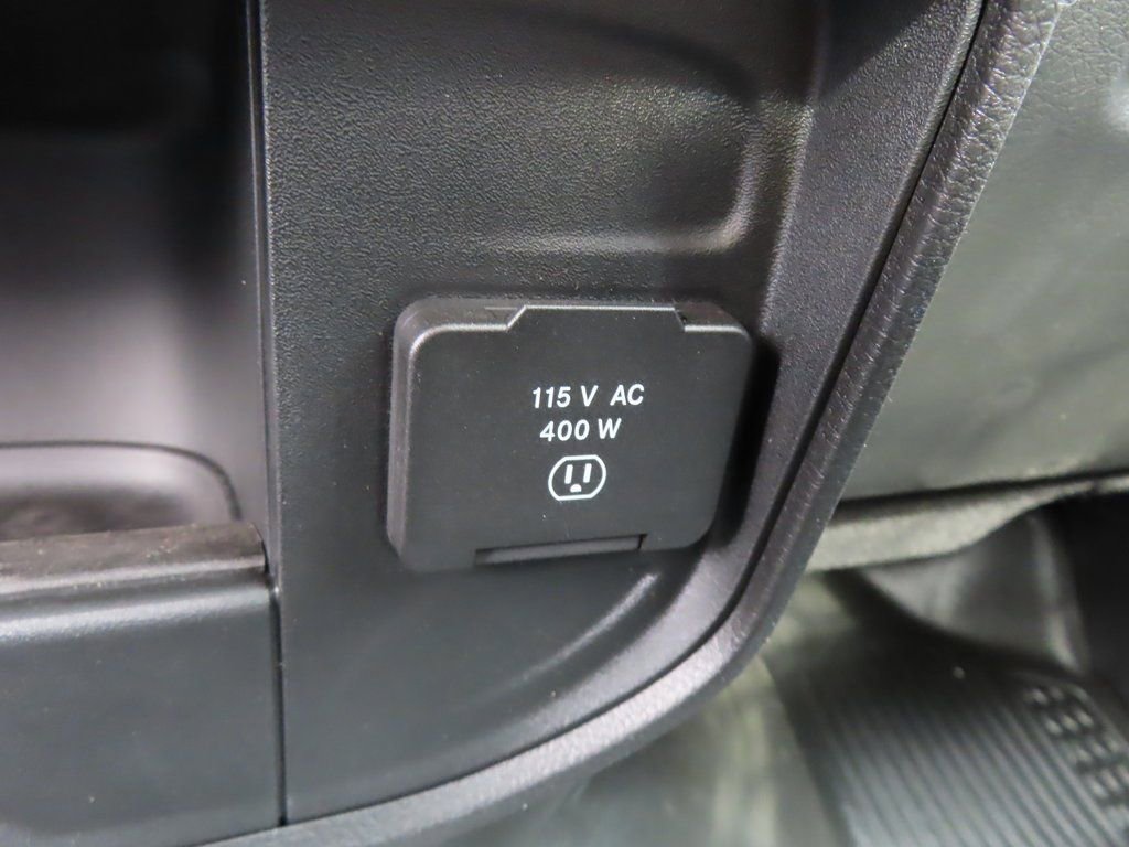 New 2024 RAM 3500 Tradesman AWD/4WD image 11