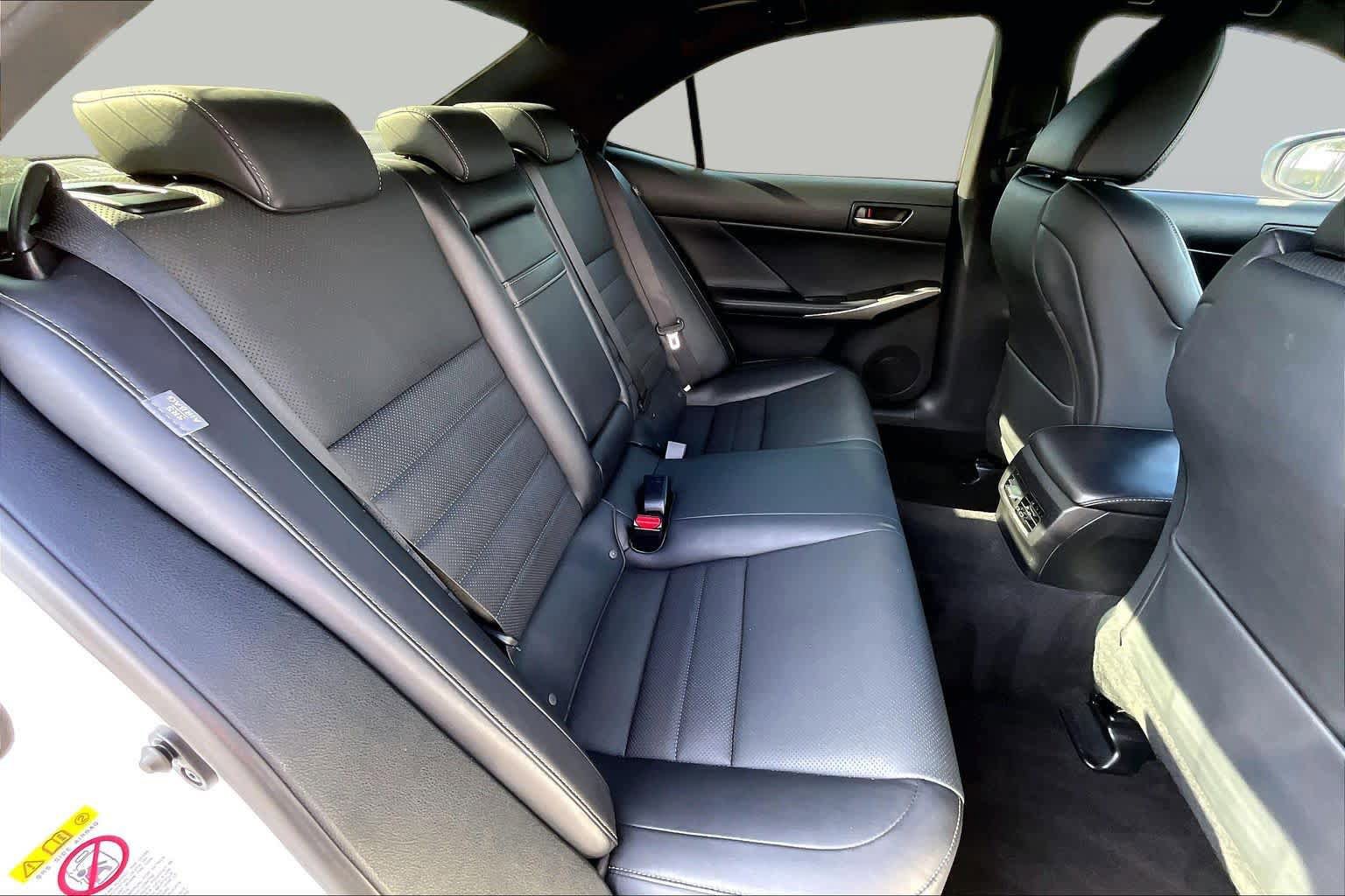 Used 2017 Lexus IS 200t F Sport w/ F Sport Package RWD image 19