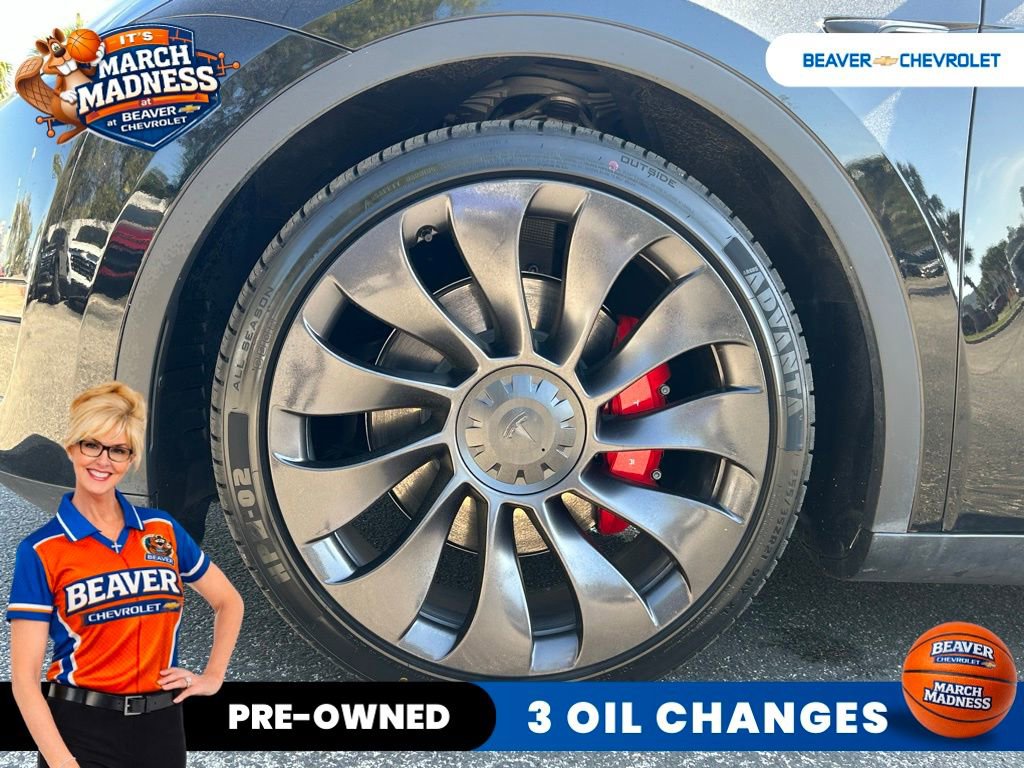 Used 2024 Tesla Model Y Performance image 10