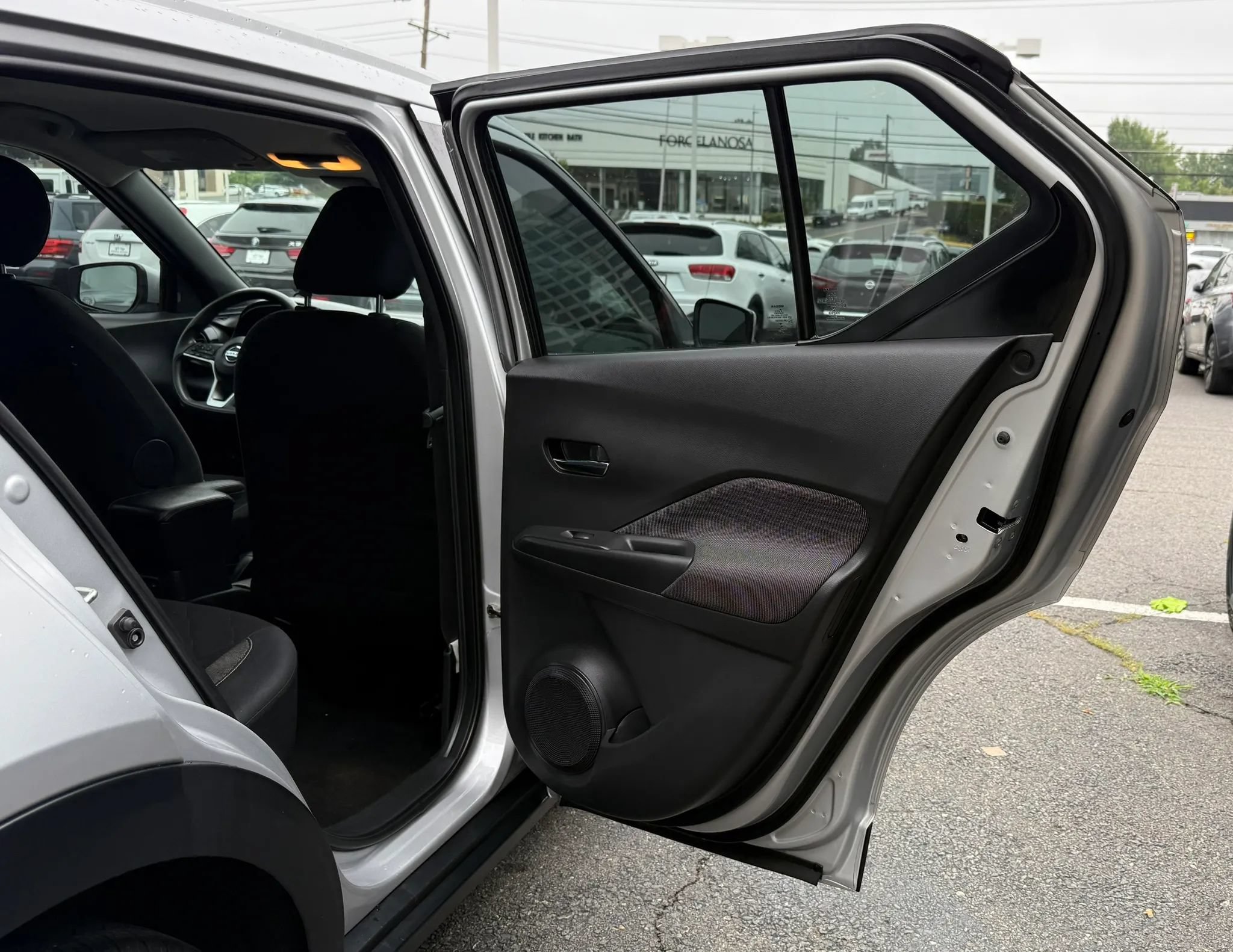 Used 2020 Nissan Kicks SV FWD image 25