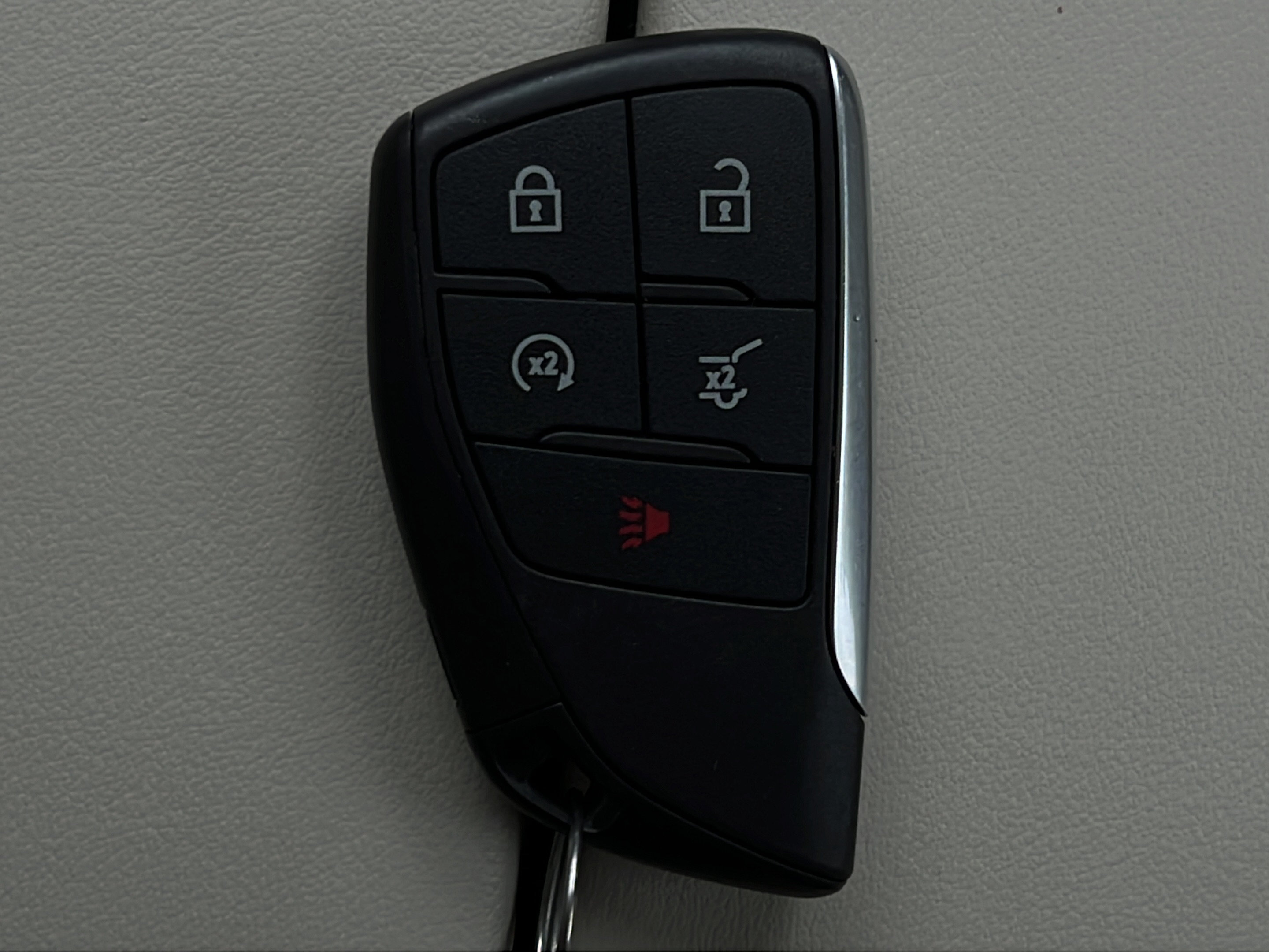 Used 2021 Buick Envision Avenir AWD/4WD image 25