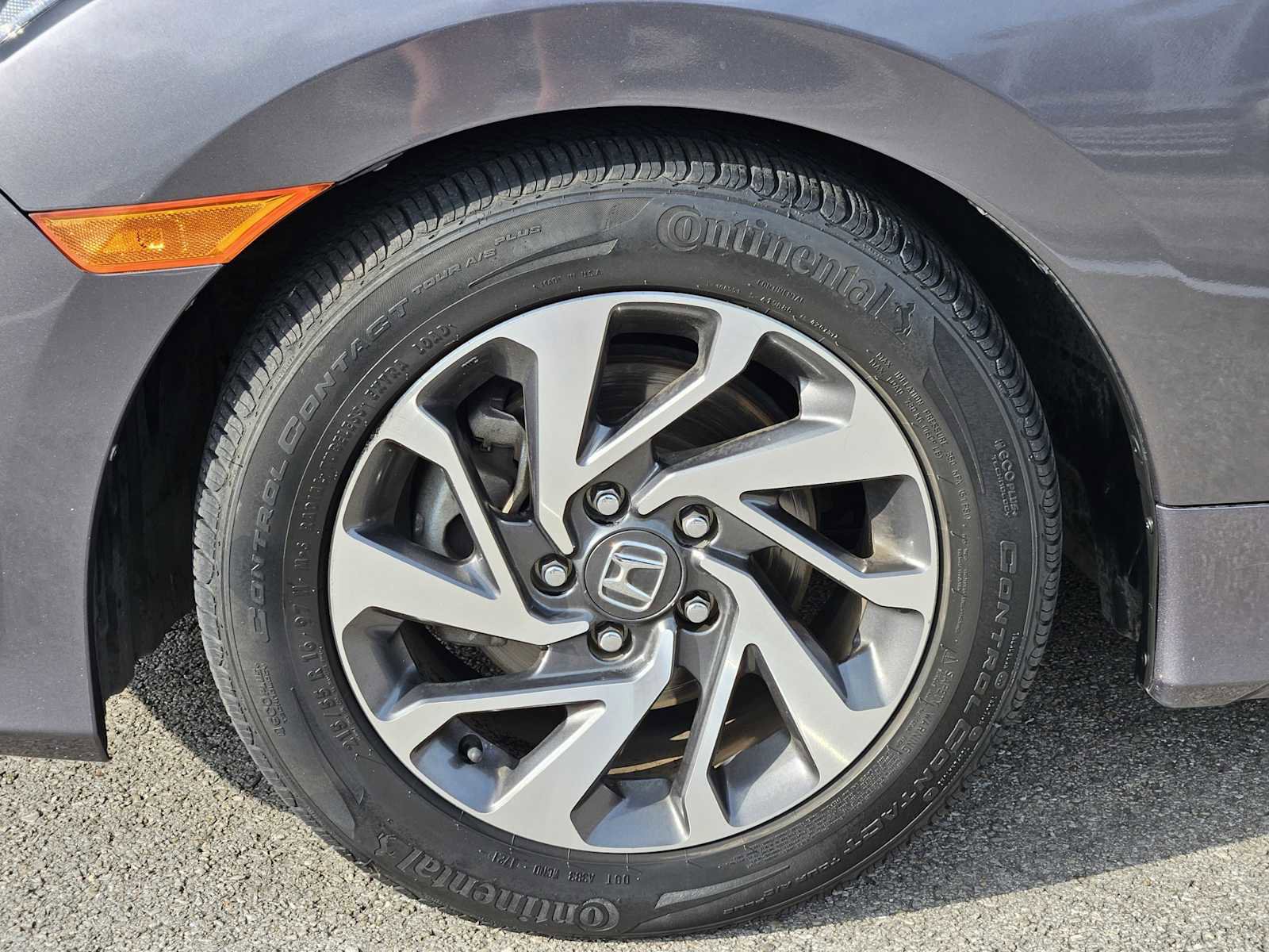 Used 2016 Honda Civic EX image 9