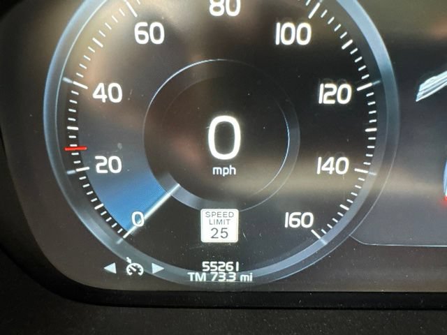 Used 2020 Volvo V60 T5 Cross Country AWD/4WD image 17