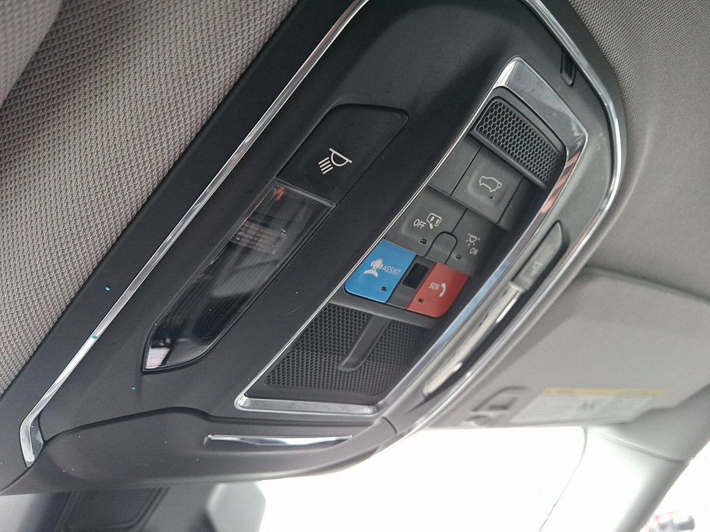 Used 2023 Jeep Grand Cherokee L Limited image 32