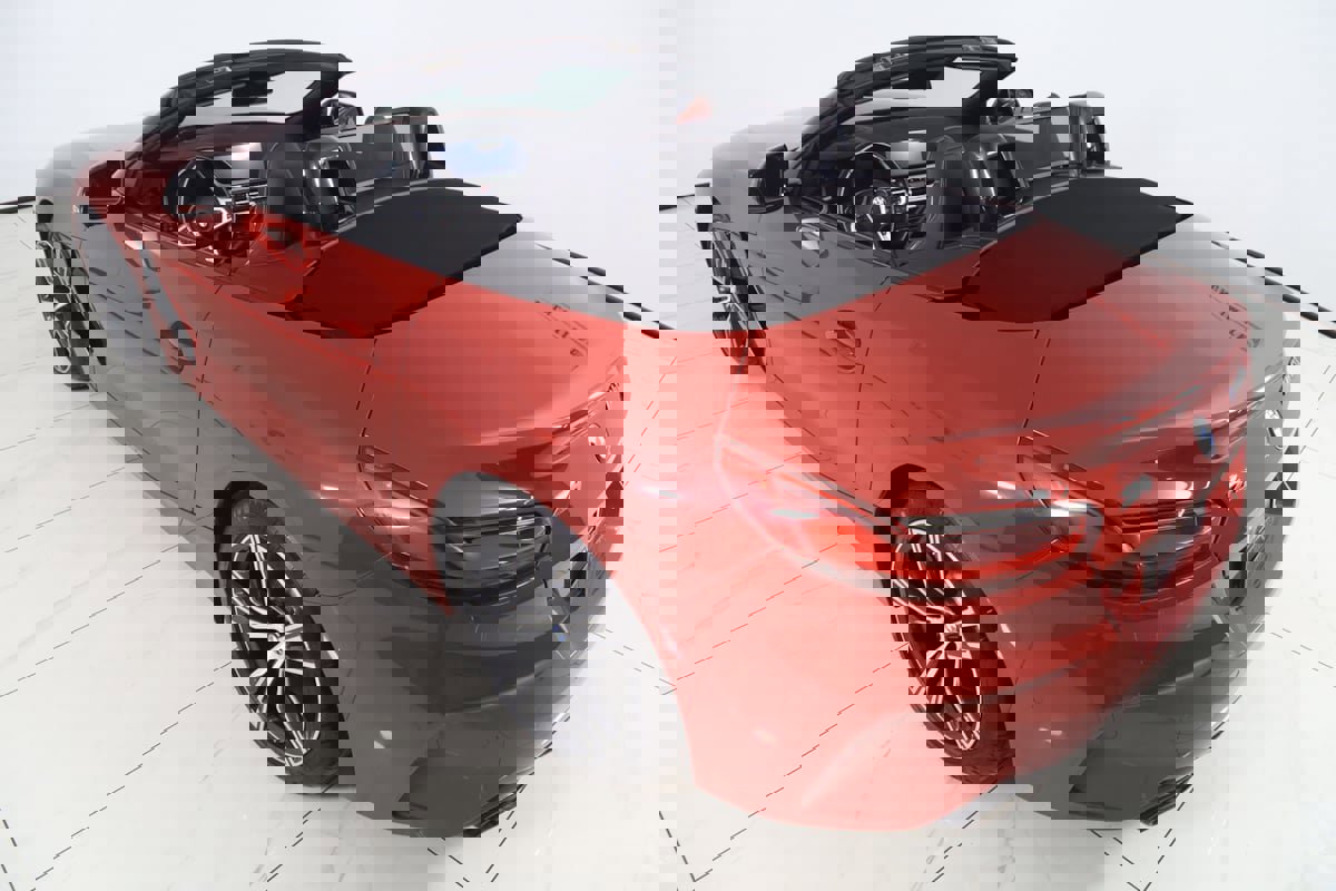 Used 2022 BMW Z4 M40i w/ Premium Package image 31