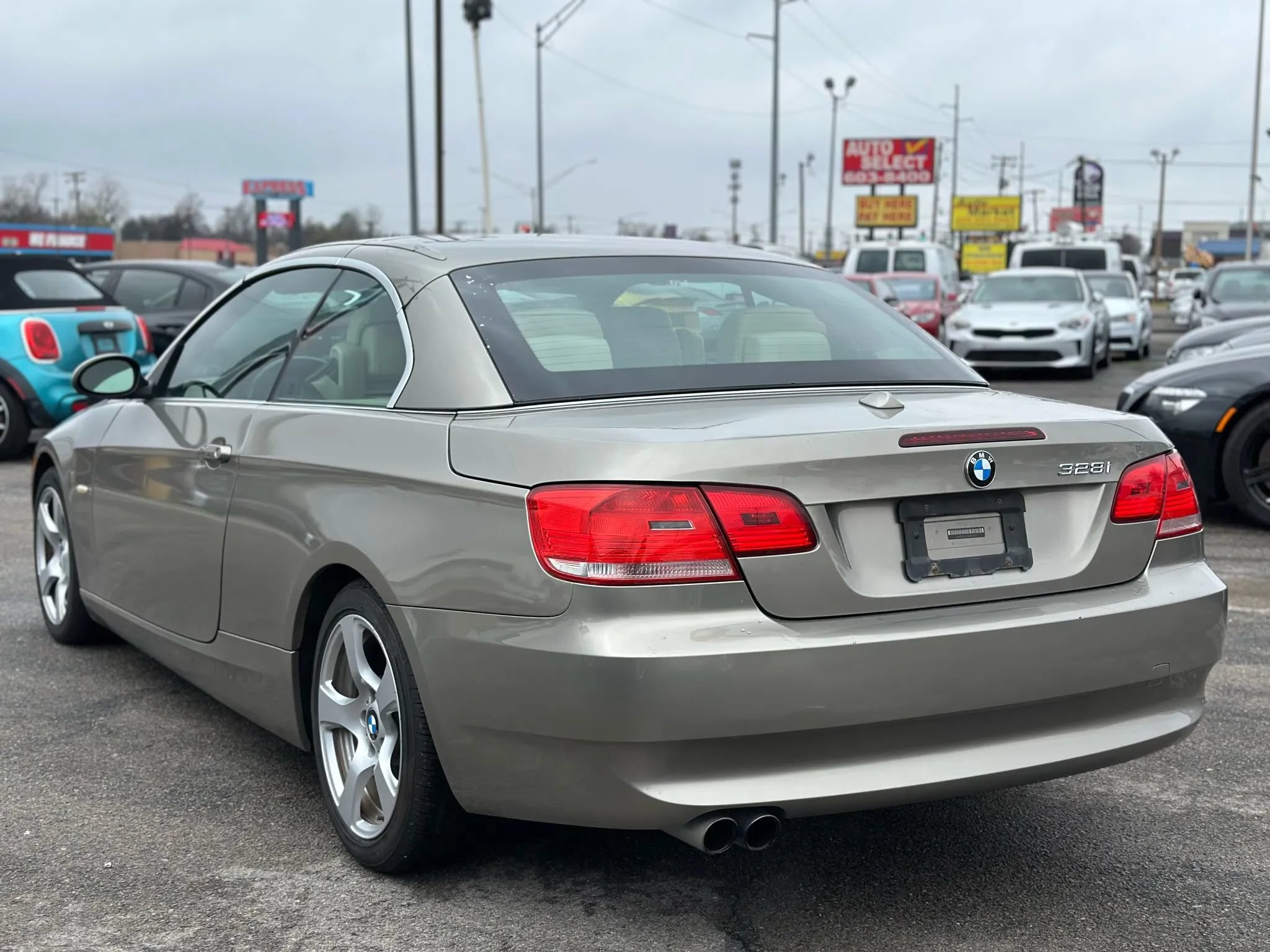 Used 2009 BMW 328i Convertible RWD image 15