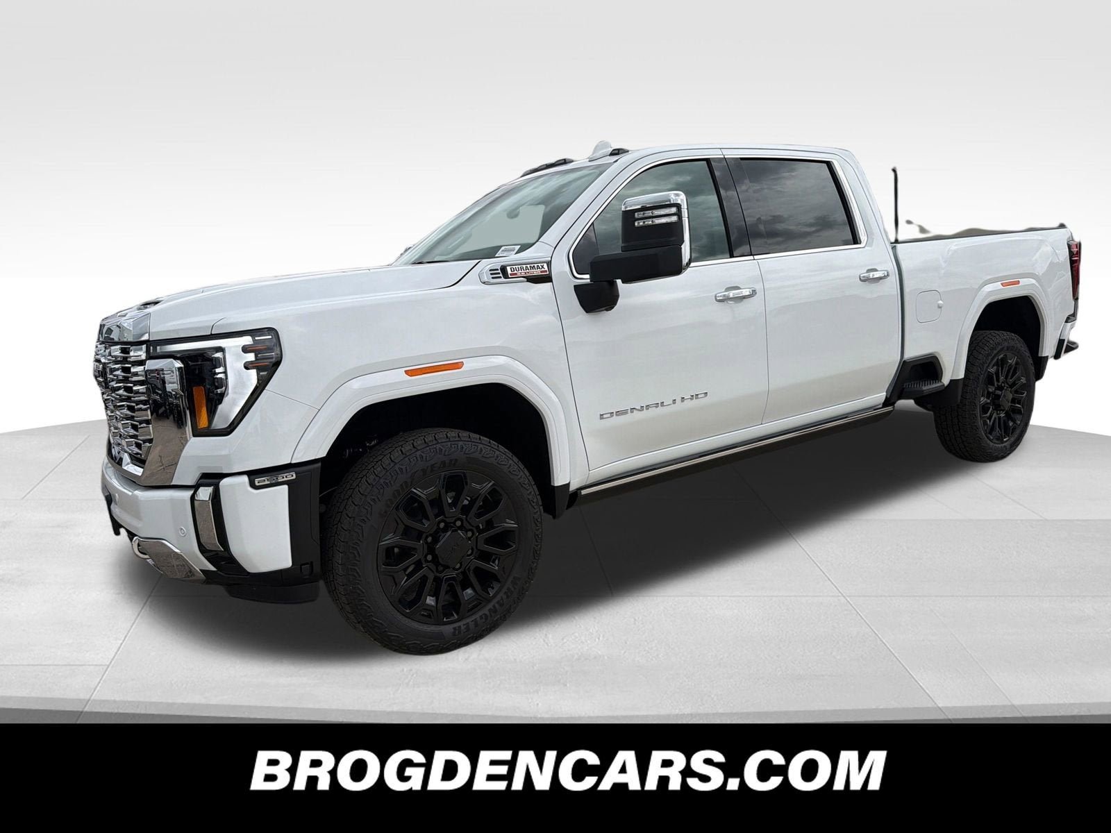 New 2026 GMC Sierra 2500 Denali w/ Denali Reserve Package AWD/4WD image 4