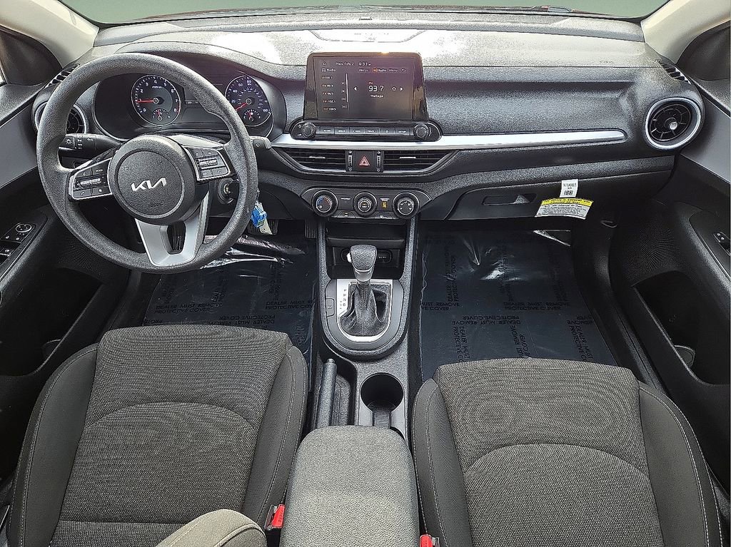 Used 2023 Kia Forte LXS image 14