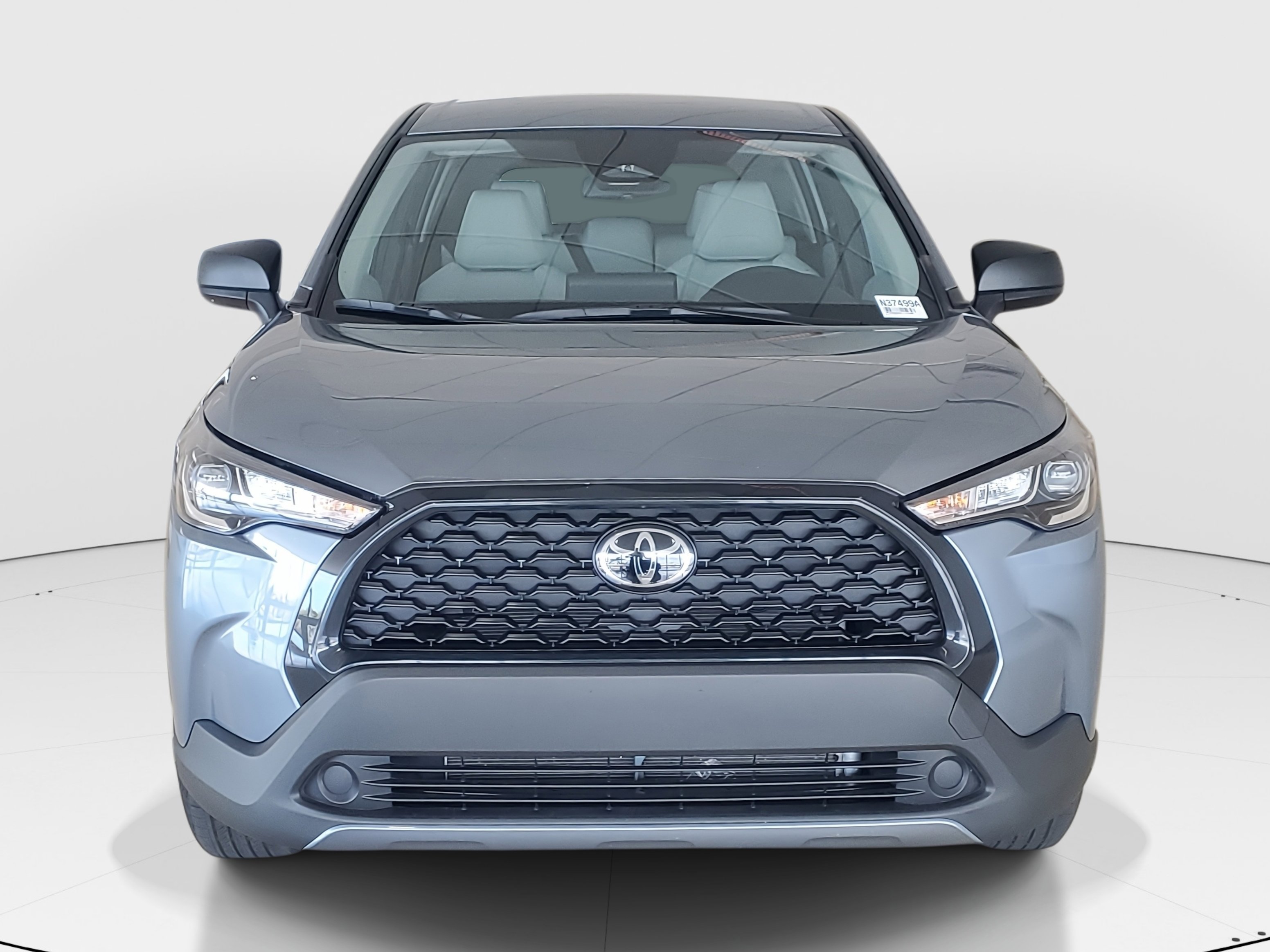 Used 2025 Toyota Corolla Cross L image 3