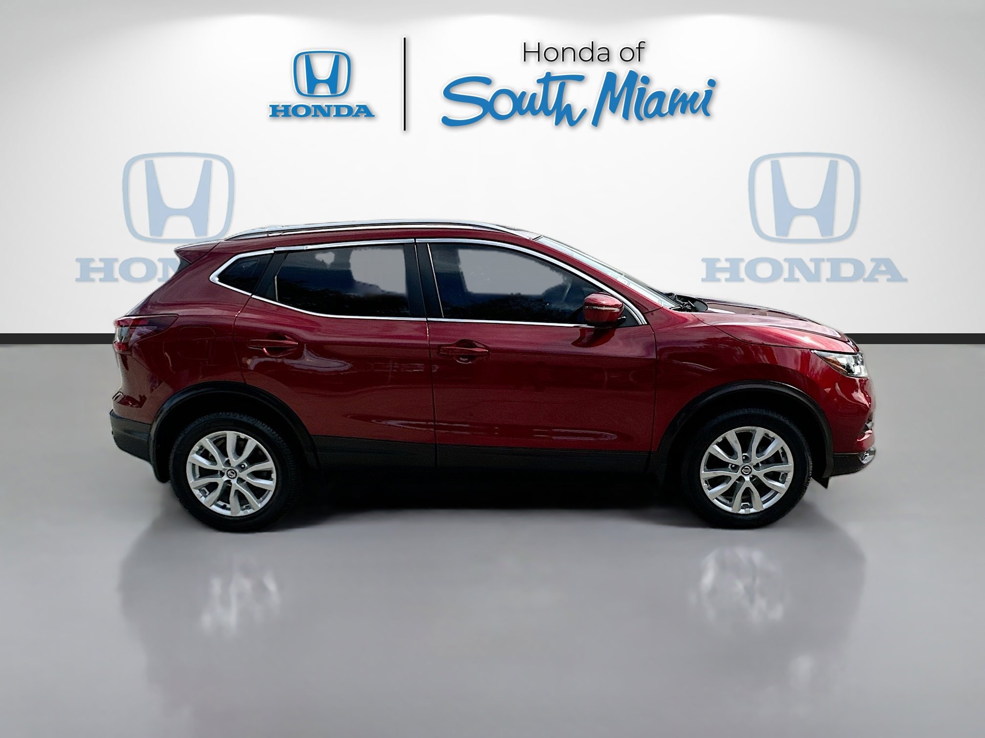 Used 2020 Nissan Rogue Sport SV image 8