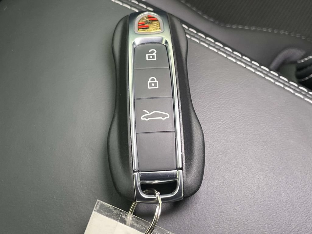 Certified 2026 Porsche 911 GT3 RWD image 41