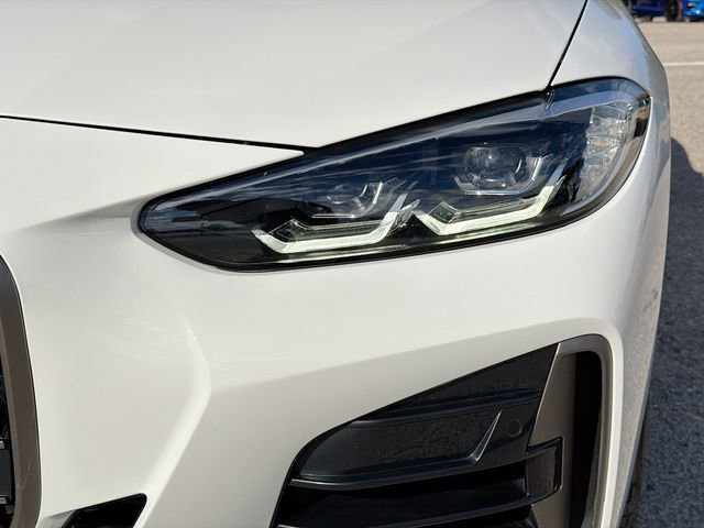 Used 2024 BMW 440i xDrive M440i xDrive w/ Premium Package image 9