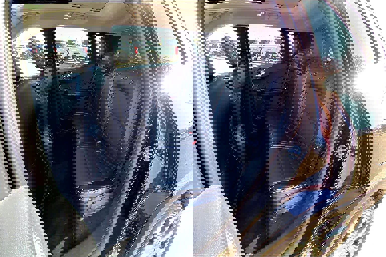 Certified 2025 Ford Escape Platinum image 20