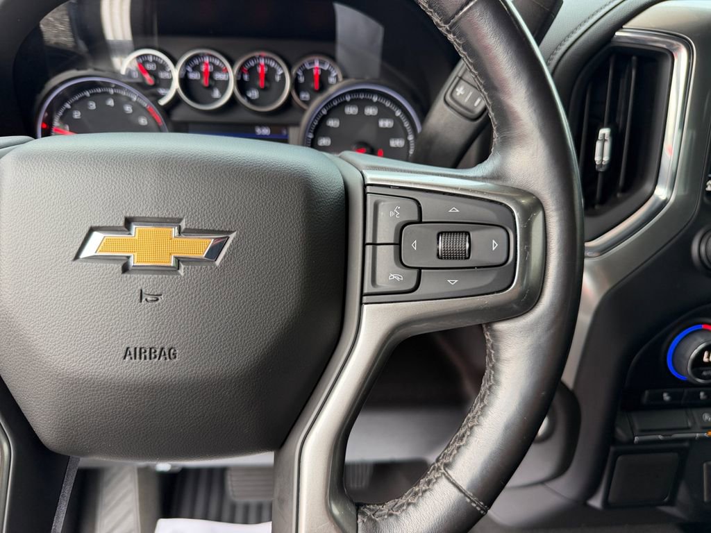 Used 2021 Chevrolet Silverado 1500 LT AWD/4WD image 20