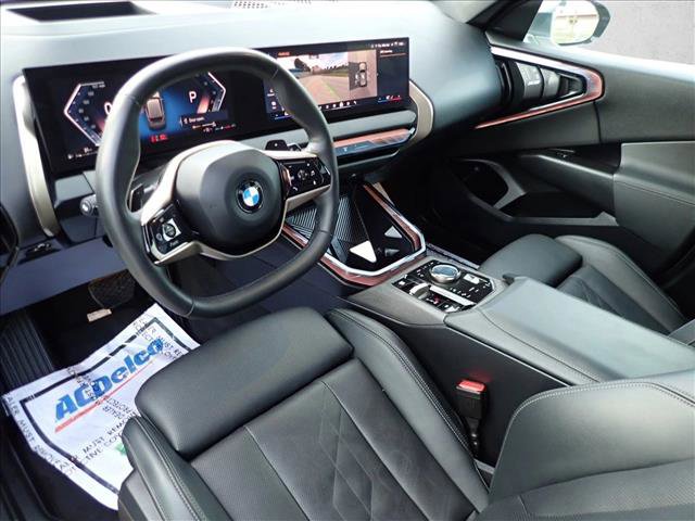 Used 2025 BMW X3 xDrive30i AWD/4WD image 11